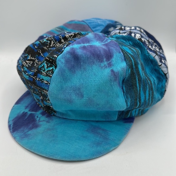 Hatterdashery blue-toned fashion-forward hat - Picture 4 of 7